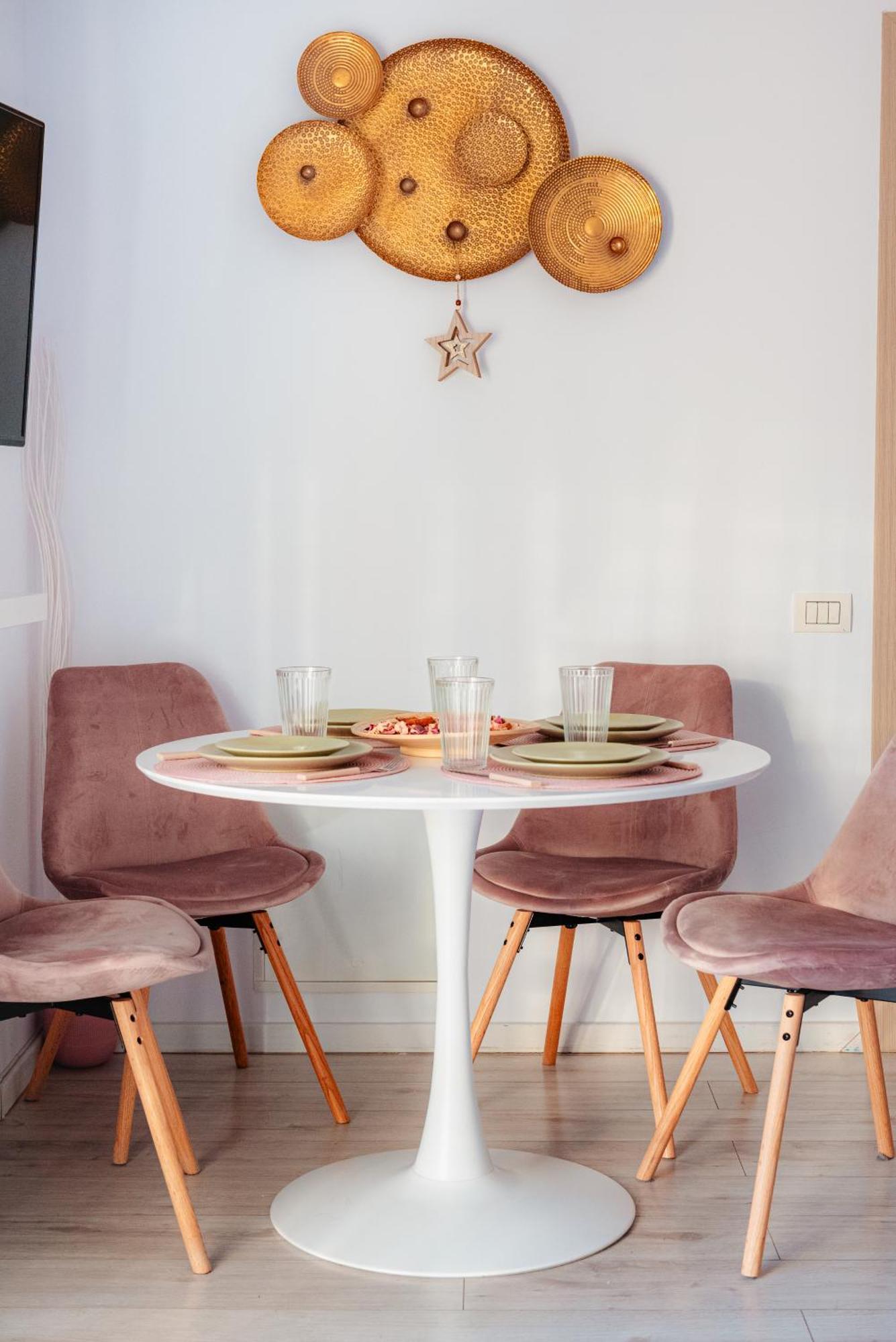 Downtown Apartment Boutique - Blue & Pink Bucarest Extérieur photo