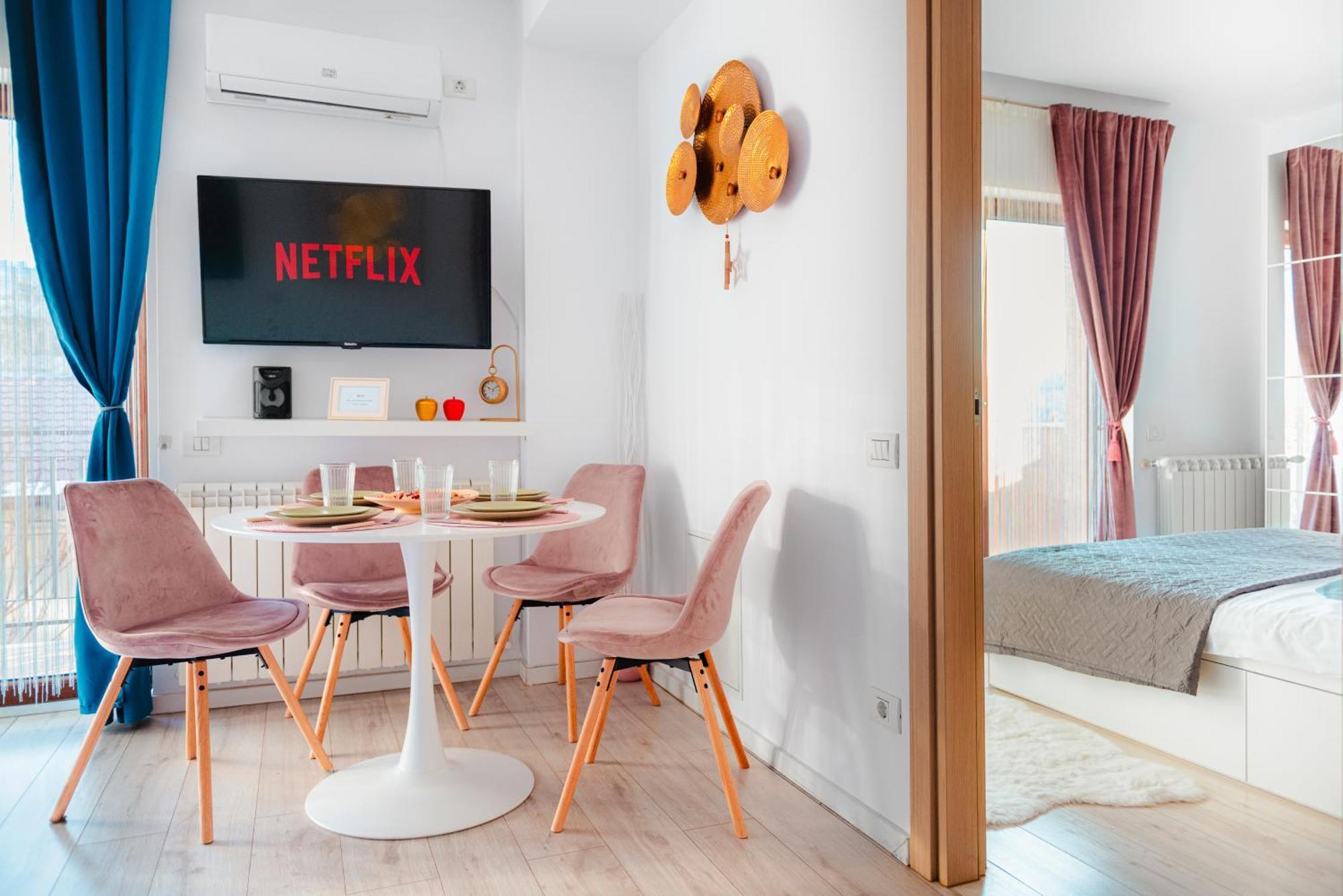 Downtown Apartment Boutique - Blue & Pink Bucarest Extérieur photo