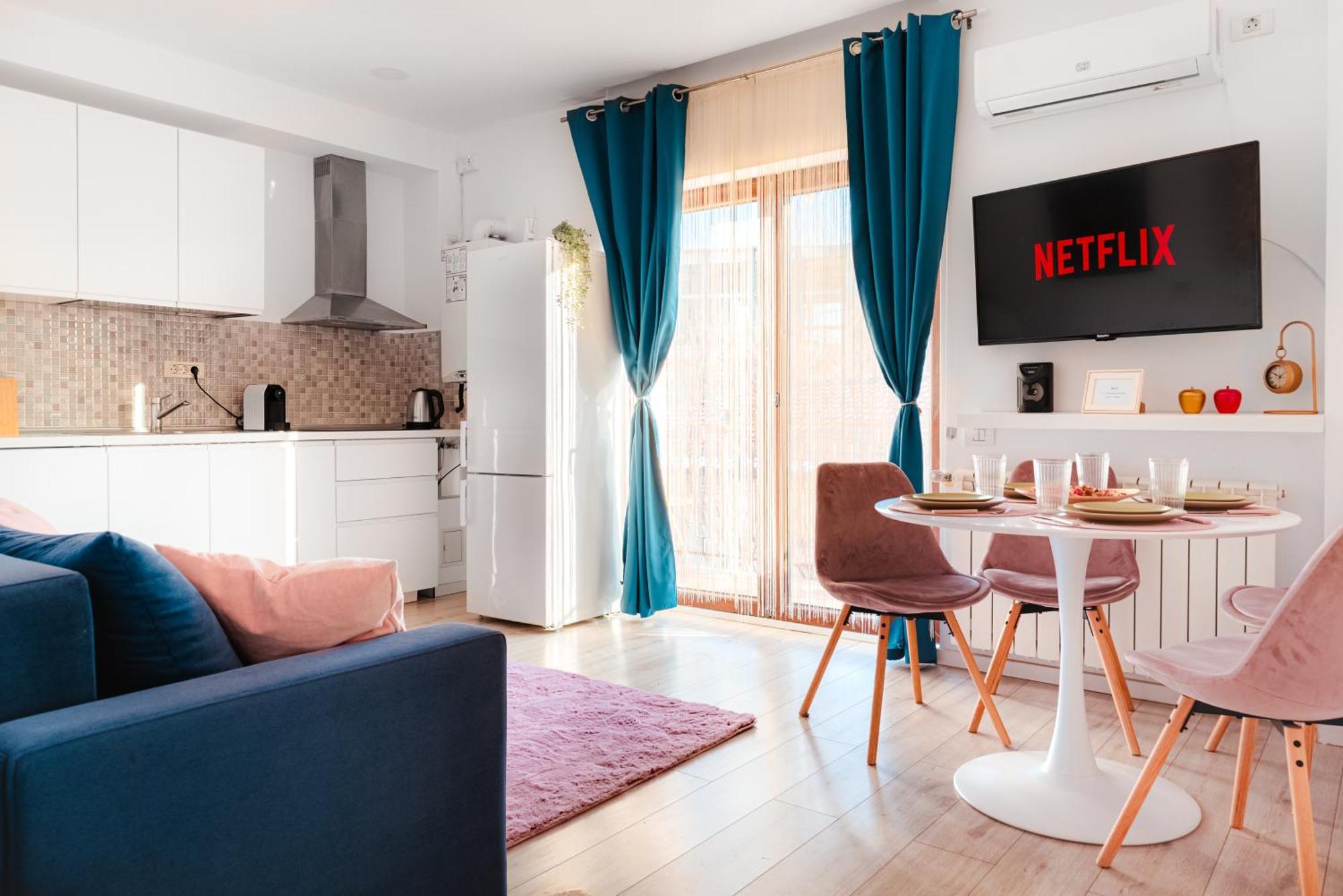 Downtown Apartment Boutique - Blue & Pink Bucarest Extérieur photo